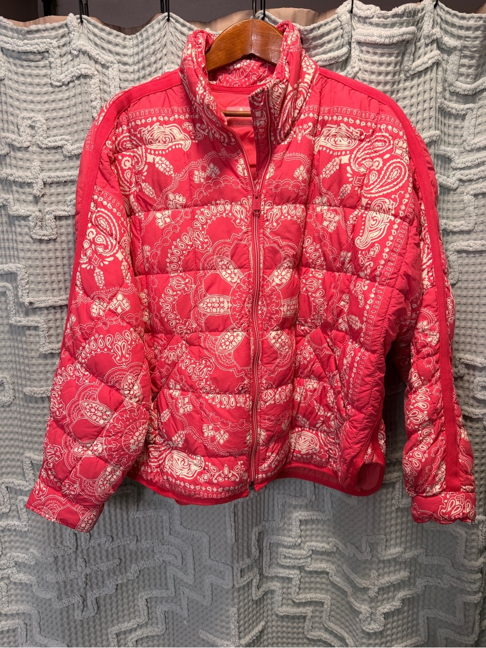 FP Movement Pippa Women's Pink Bandana Print Quilted Puffer Jacket
